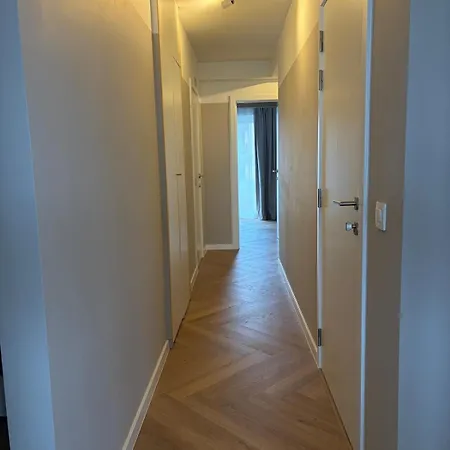 Spacious For 8 People, & Center Within Walking Distance Daire *